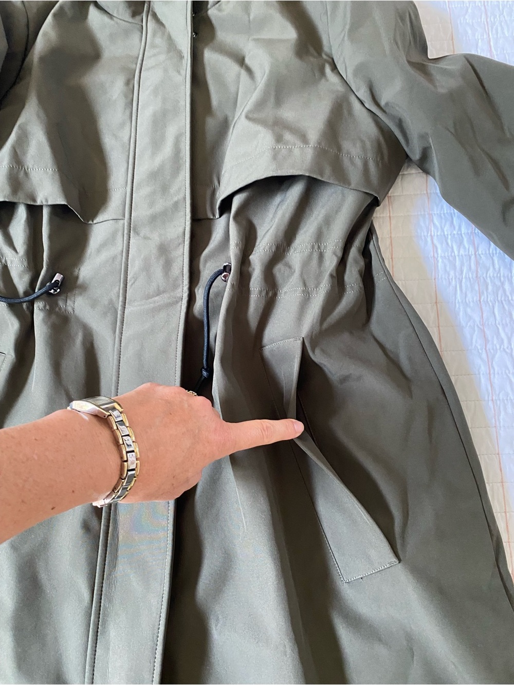 Tahari Olive Green Rain Jacket with Hood, Women’s Large - Picture 5 of 11